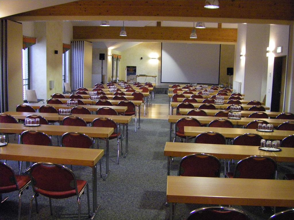 Euroville Jugend- Und Sporthotel Naumburg  Dış mekan fotoğraf