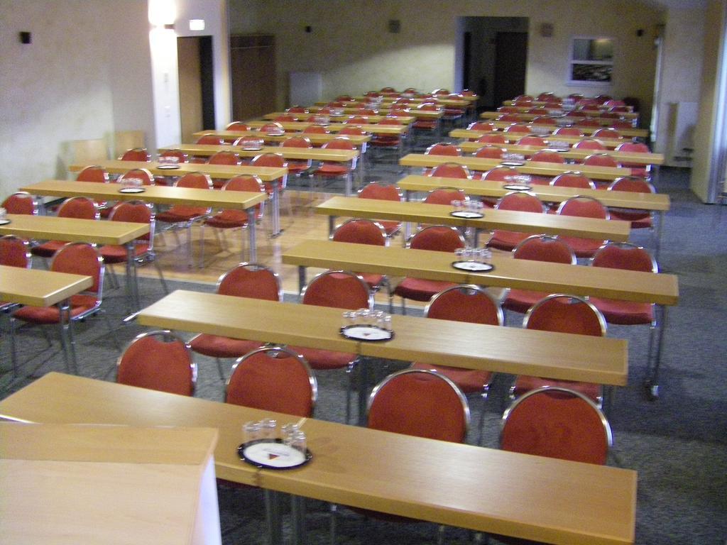 Euroville Jugend- Und Sporthotel Naumburg  Dış mekan fotoğraf