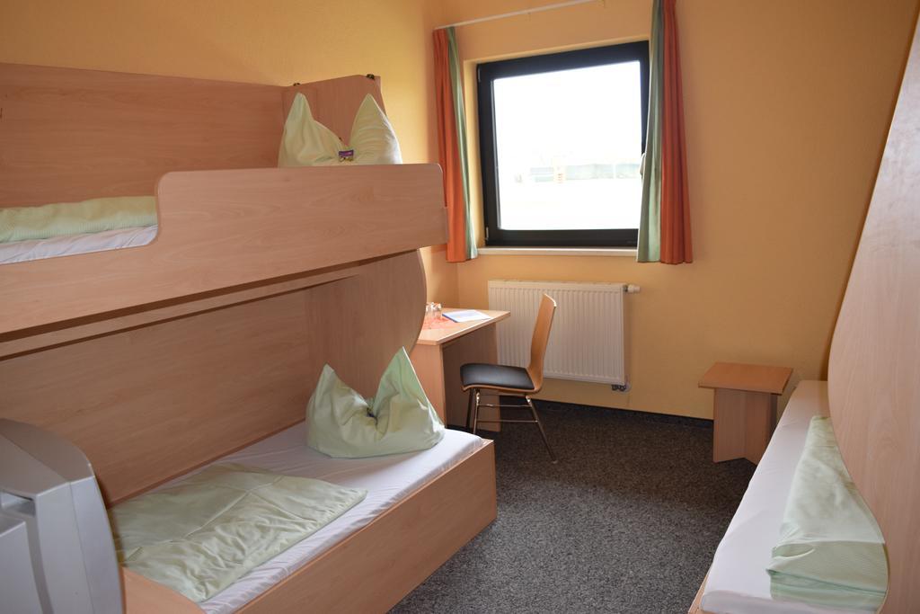 Euroville Jugend- Und Sporthotel Naumburg  Dış mekan fotoğraf
