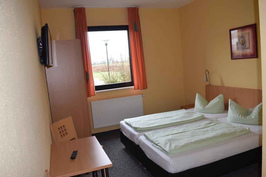 Euroville Jugend- Und Sporthotel Naumburg  Dış mekan fotoğraf