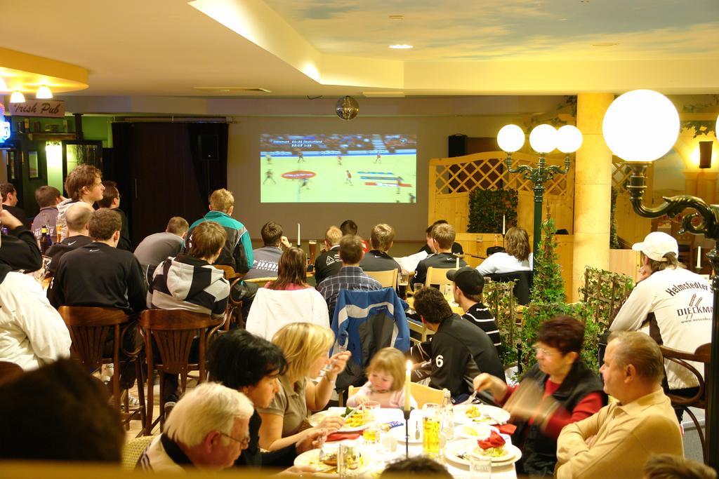 Euroville Jugend- Und Sporthotel Naumburg  Dış mekan fotoğraf